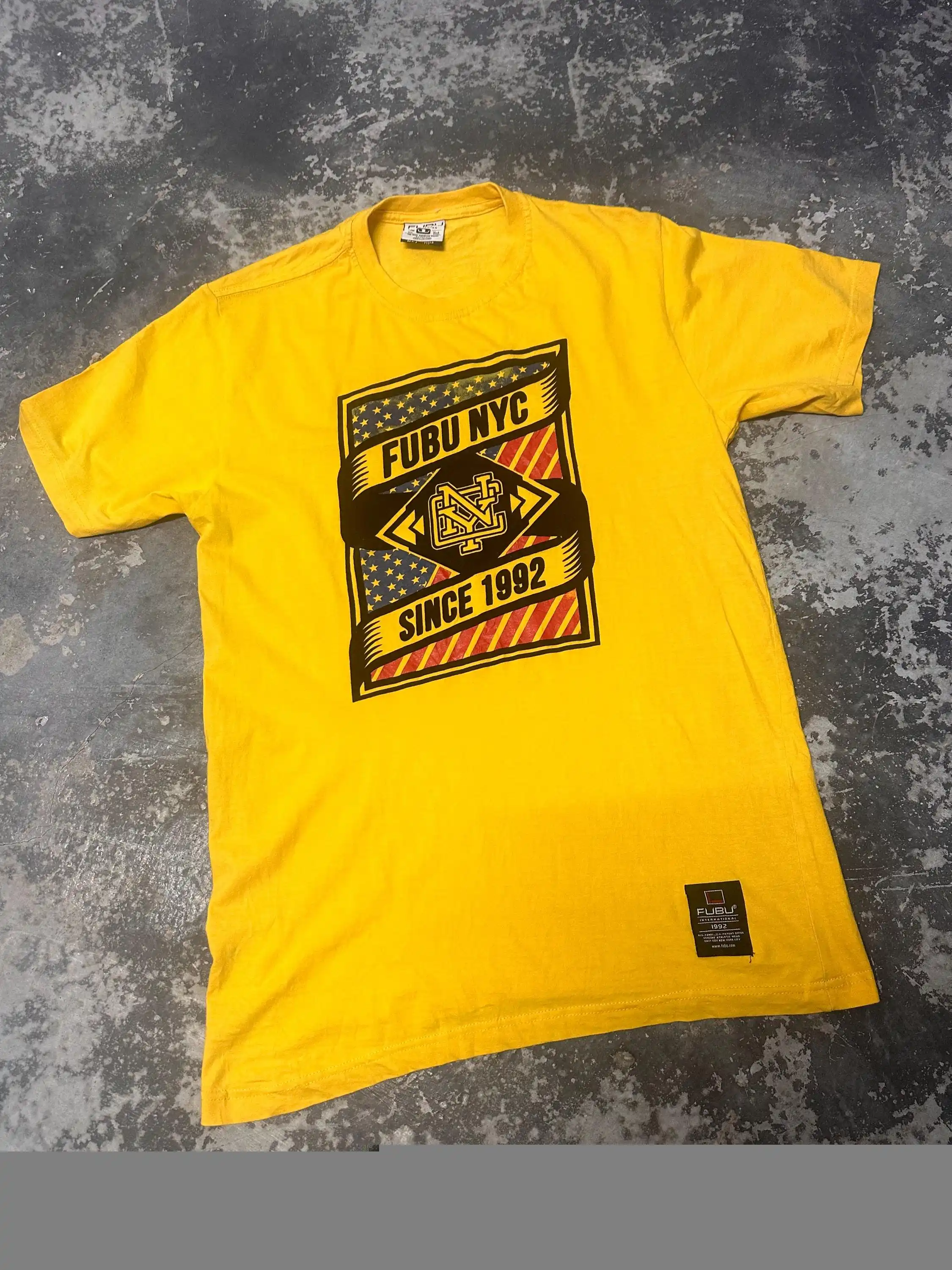 Yellow Streetwear Brand - Vintage Fubu New York T shir