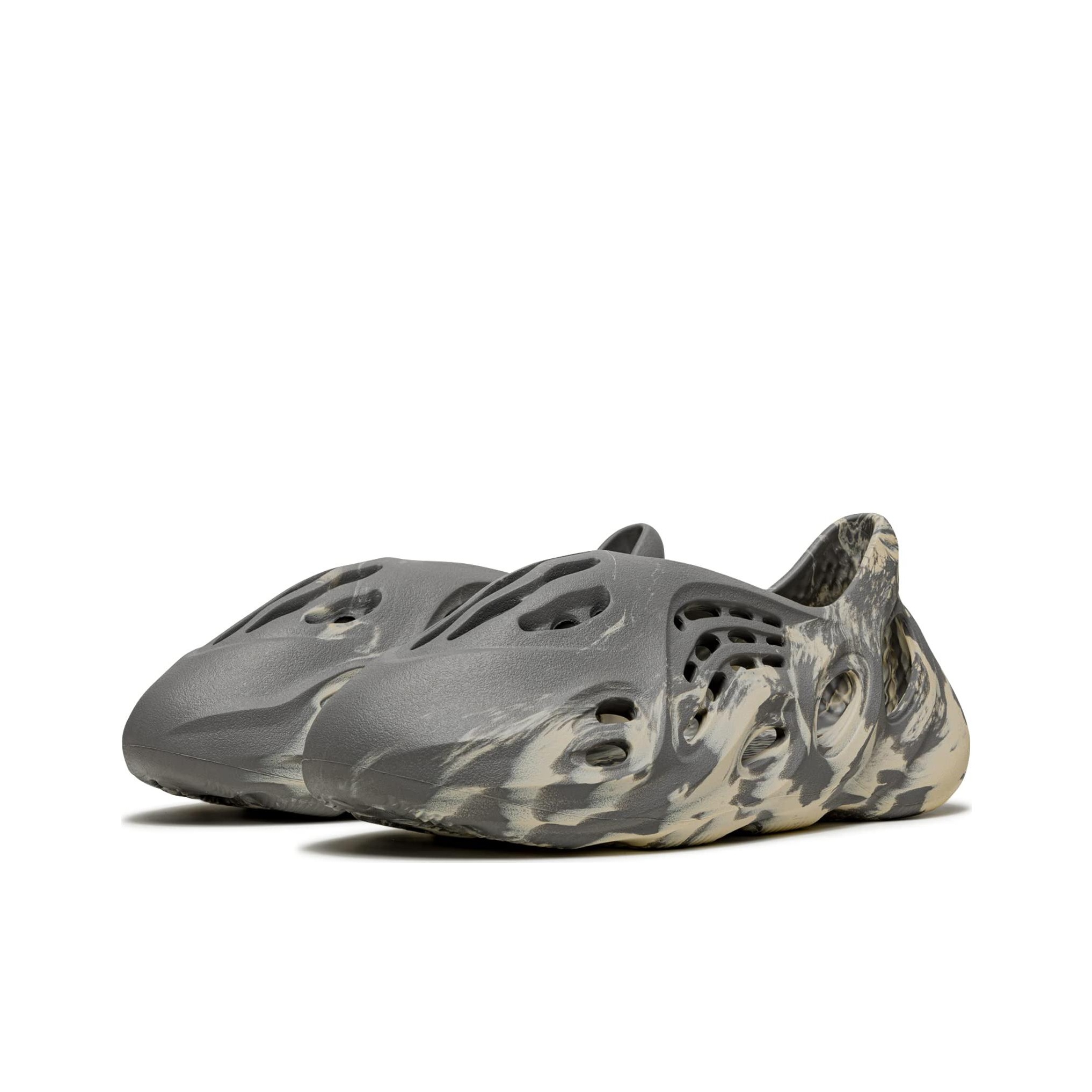 Adidas Originals Yeezy Foam Ru - Yeezy Foam Runner recension och pris